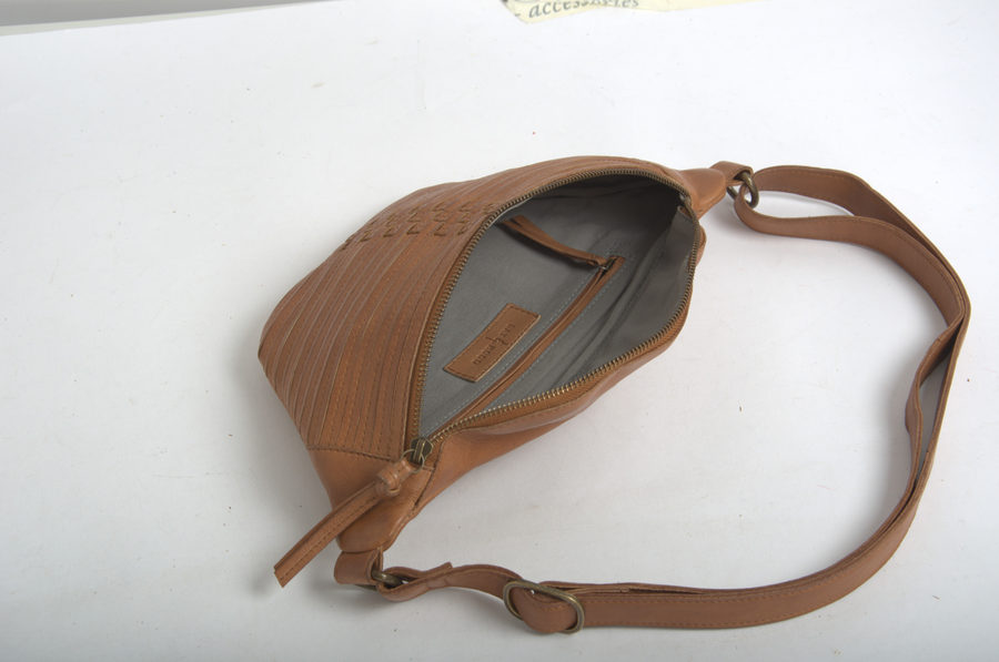 Day & Mood Daysilje braided bumbag Bumbag Saddle
