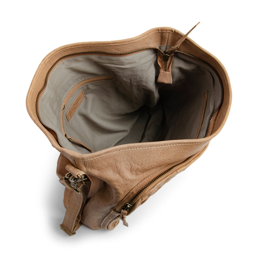 Day & Mood OP Hadia Hobo Hobo Camel